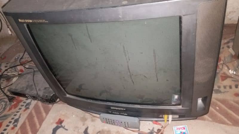 SHARP 21 INCH ORIGNAL CONDITION WITH REMORT 1