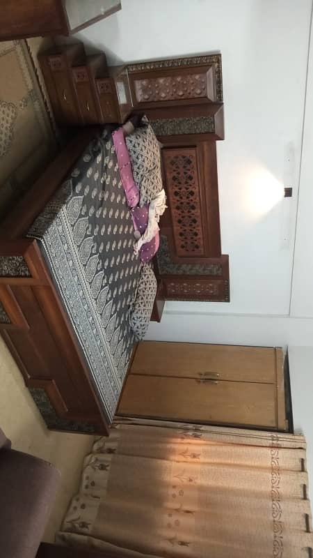 3 Bed DD flat for Rent Block 13 Gulistan e Johar 1