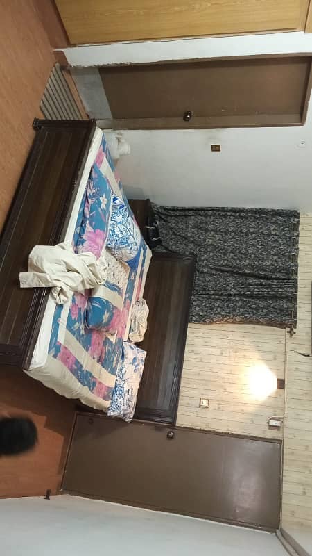 3 Bed DD flat for Rent Block 13 Gulistan e Johar 10