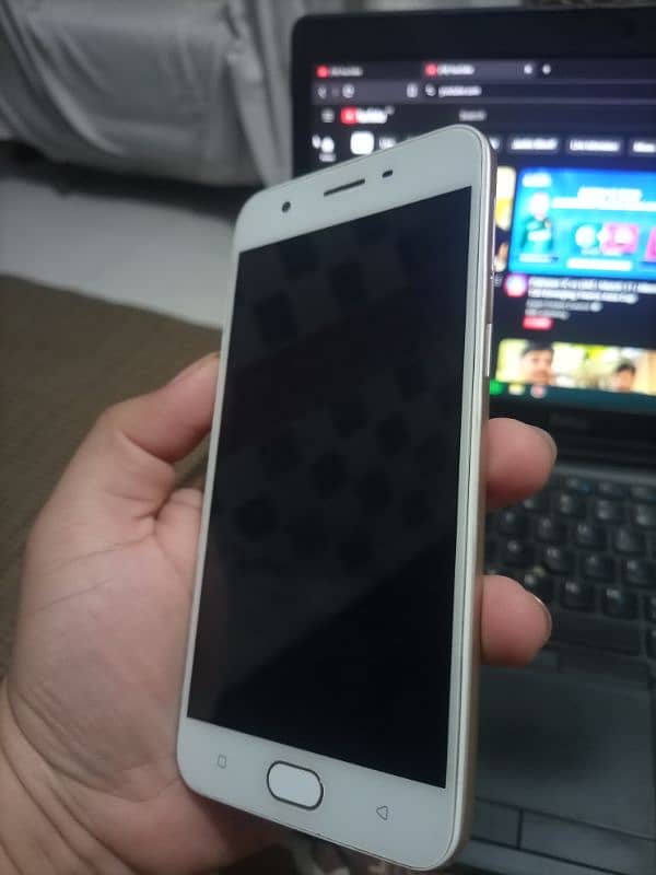 Oppo A51 3