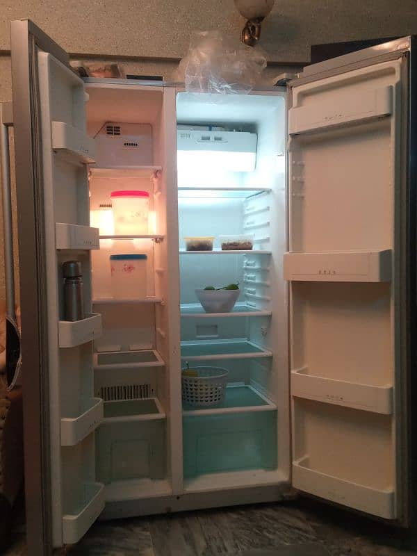 Multiple door Refrigerator 1