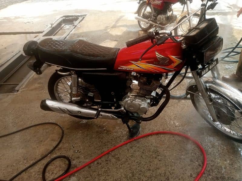 honda 125 21 modle all janwan parts avalible ha 3