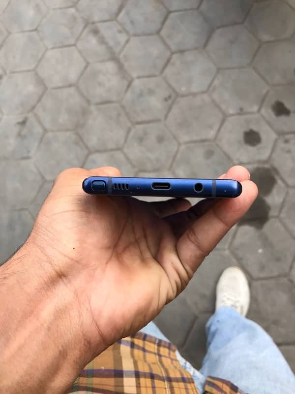 Samsung Note 9 3