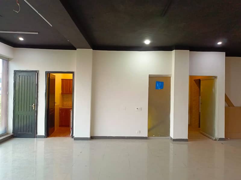 4 Marla 3rd Floor Office With Elevator For Rent In DHA Phase 5,Block CCA, Lahore. 5