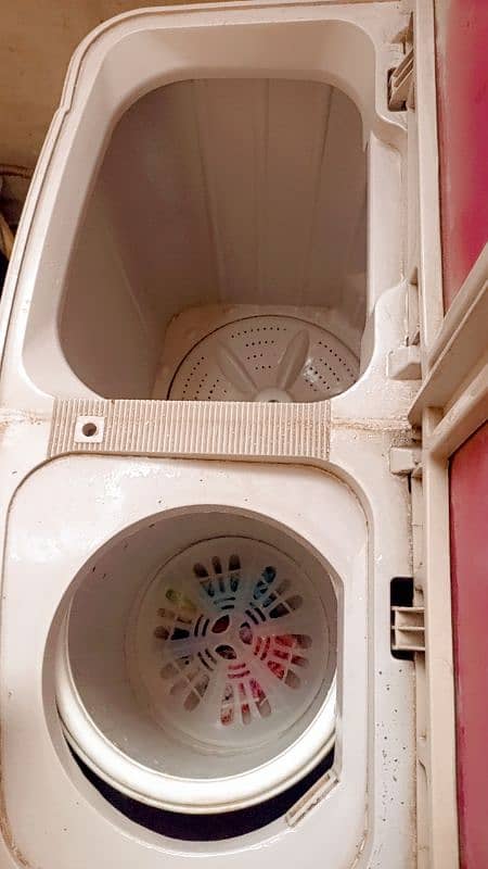 Toyo twin tub washing machine and dryer 5