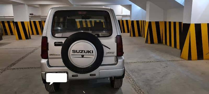 Suzuki Jimny 2012 1