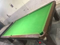 5/10 SNOOKER TABLE FOR SALE NORMAL CONDITION