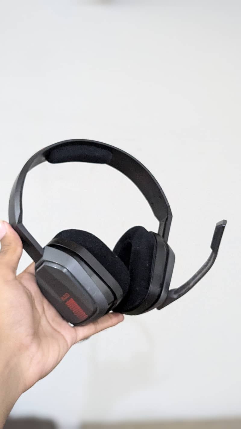 Logitech Astro A10 headphones 2