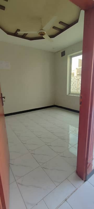 Prime Location 5 Marla House In Sufiyan Garden Is Available 11