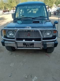 Mitsubishi Pajero 1989