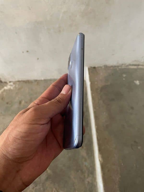 realme c25s 4 128 3