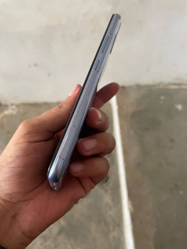 realme c25s 4 128 6