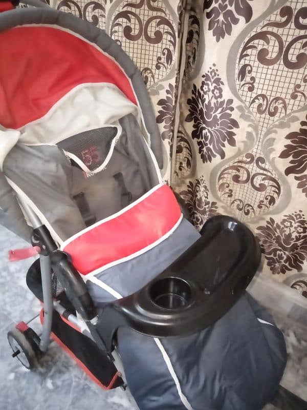 "Comfort & Style: Luxury Baby Pram for Sale!"#imported French Pram 1