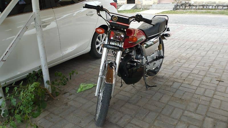 special edition honda 125 23 Model urgent sale 4