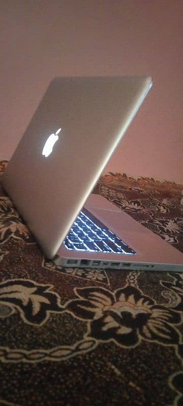 Apple MacBook Pro for Sale 7