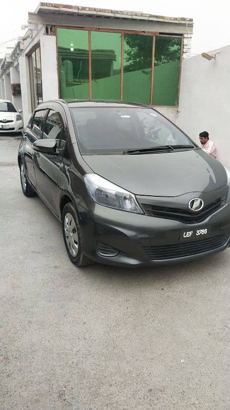 Toyota Vitz 2014 6