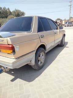 Nissan Sunny 1987