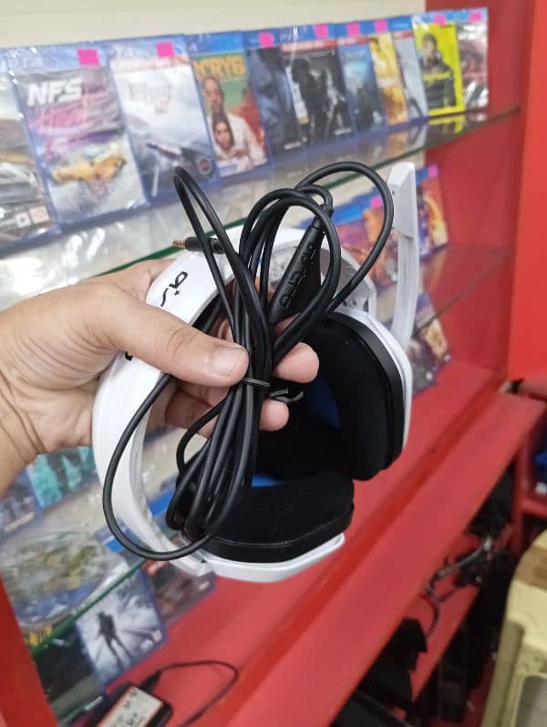 Astro A10 headset 0