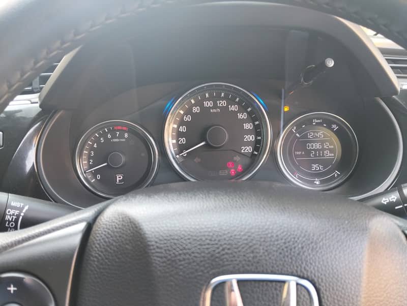 Honda City Aspire 2023 CVT | Home use Low mileage car 4