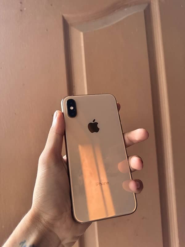 Iphone Xs 4