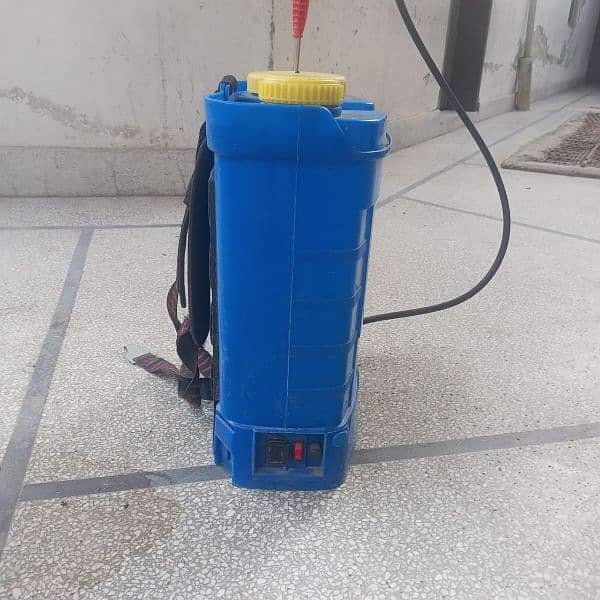 Electrical spray machine 1