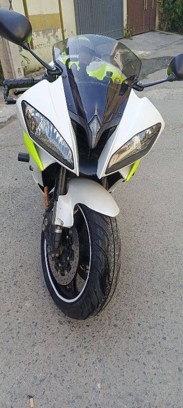 Yamaha YZF R6 2