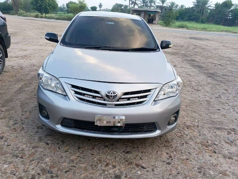 Toyota Corolla Altis 2011 1