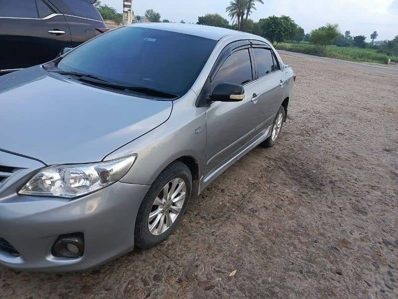 Toyota Corolla Altis 2011 6