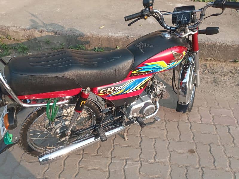 Honda cd70 cc bike in red color 10/10 condition 7