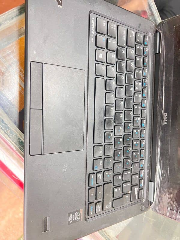 Dell latitude e7250 2