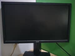 22 Inch Acer Monitor with Desktop