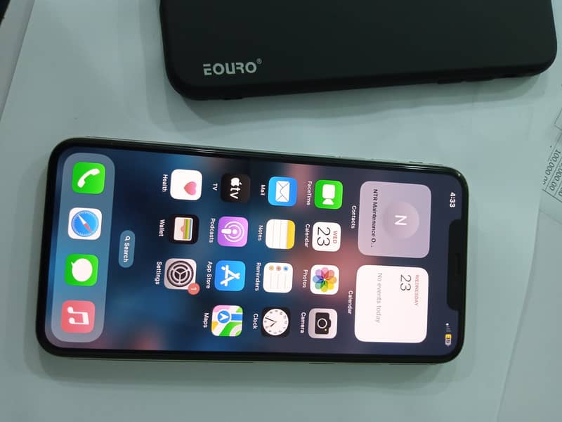 IPHONE XS MAX 64GN NON PTA (ONIC SIM WORKING 5 months) 2