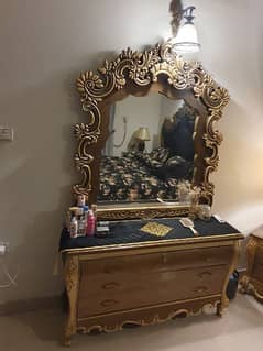 dressing table