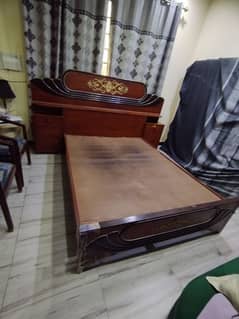 Queen size bed with side tables 0