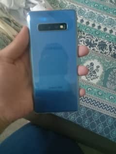 Samsung Galaxy S10 plus read ad