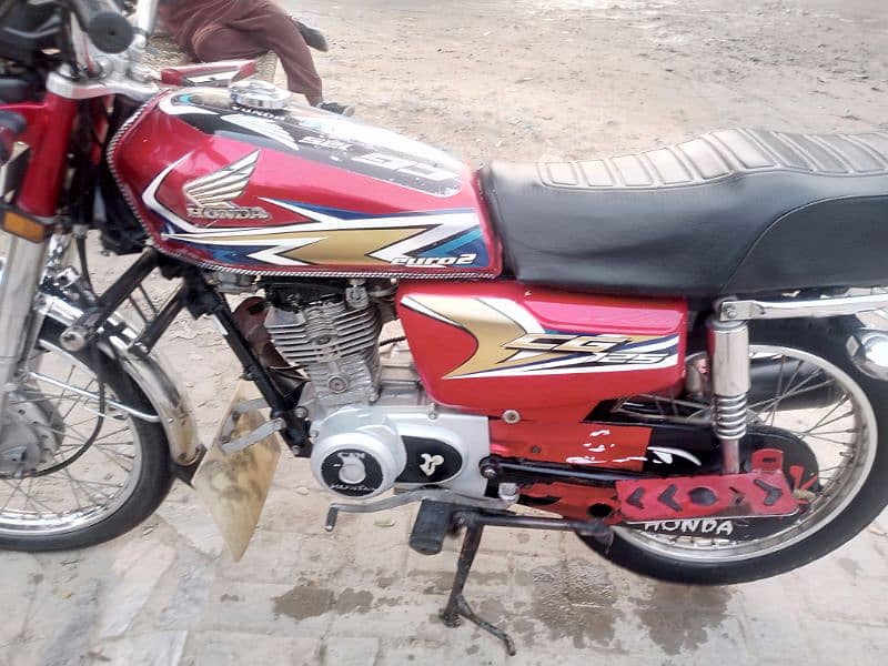 Exchange possible with Honda prider 100cc 22-23 Models 0