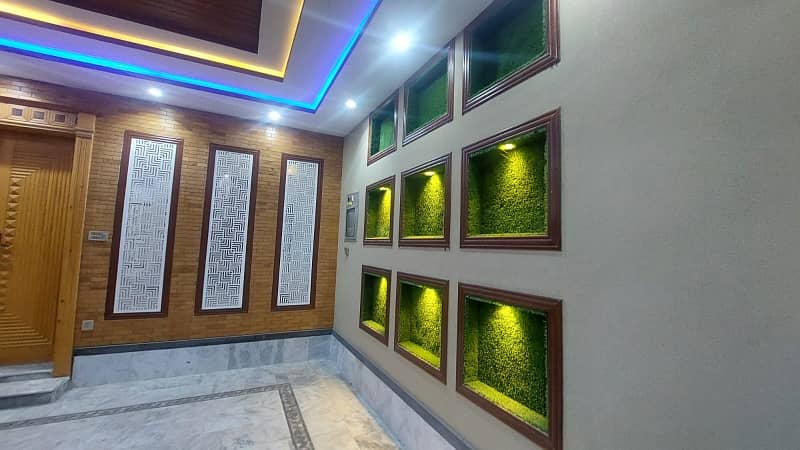 Prime Location House Of 7 Marla Is Available For Sale In Sufiyan Garden, Peshawar 3