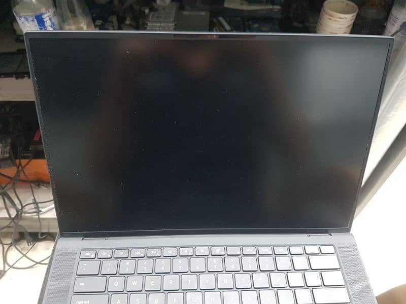 Dell precision 5560 1