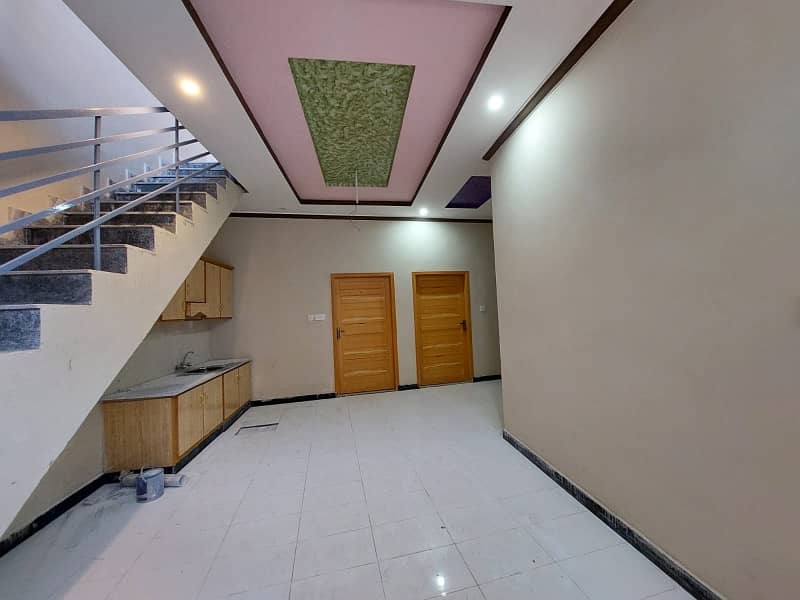 Centrally Located Prime Location House In Warsak Road Is Available For sale 11