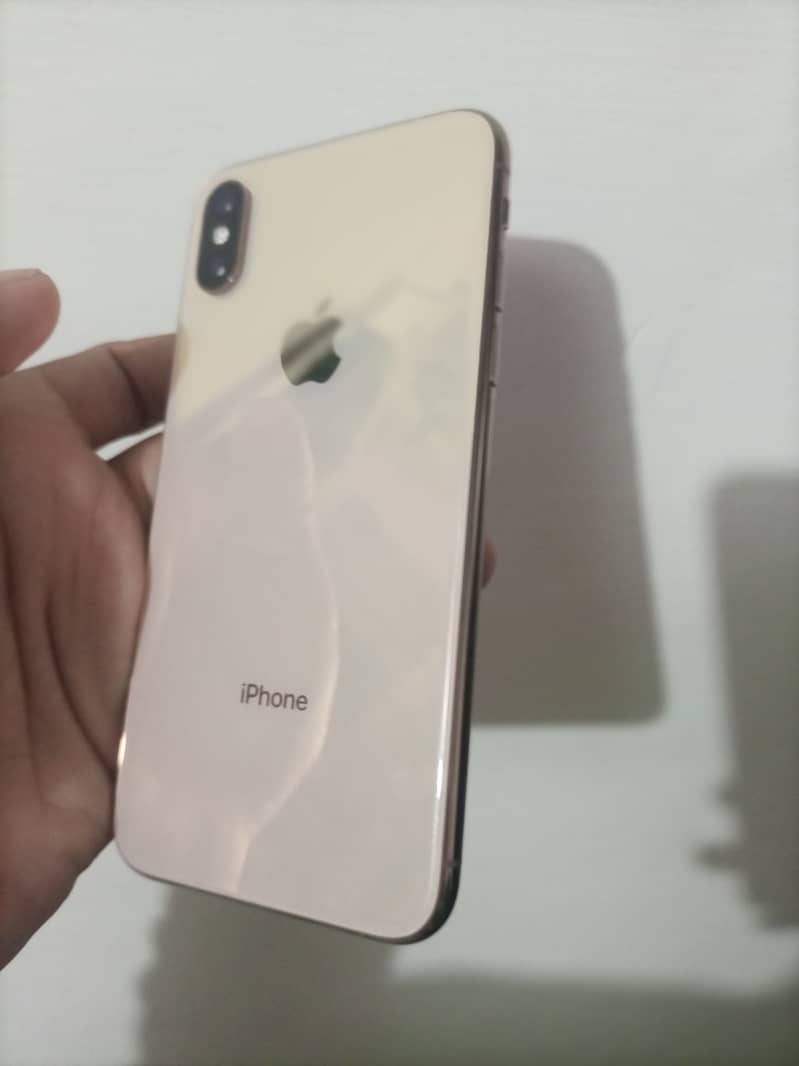 Iphone xs 64 gold 2