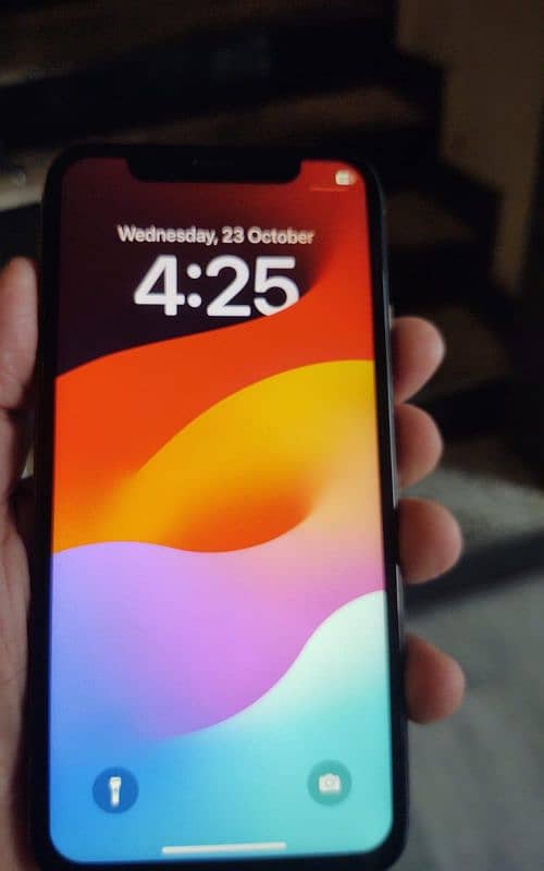 iphone xs sim working camera phone neat condition 2