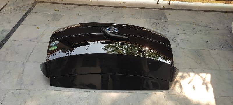 Toyota Aqua Trunk Door (Diggi) (Model 2012 to 2021) Black Color 5