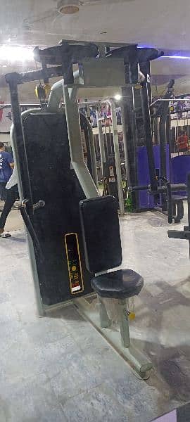 Gym set-up for sale price 12 lakh 50 hazar fnf. description m details h 16