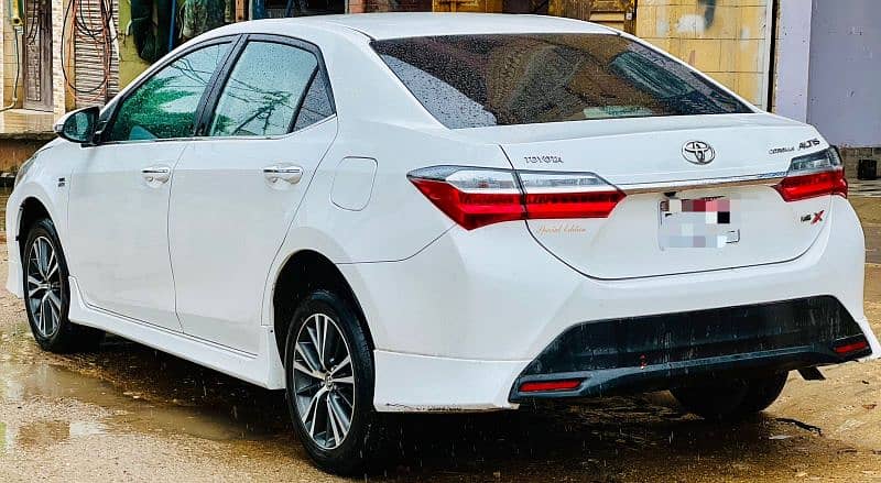 Toyota Corolla Altis 2022 - Special Edition 4