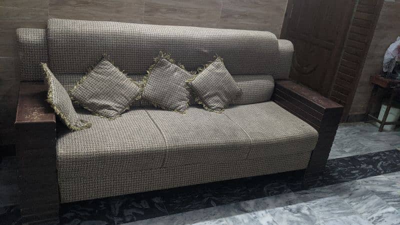 5 seater sofa 3