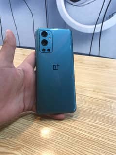 OnePlus 9 pro 5g global model with box