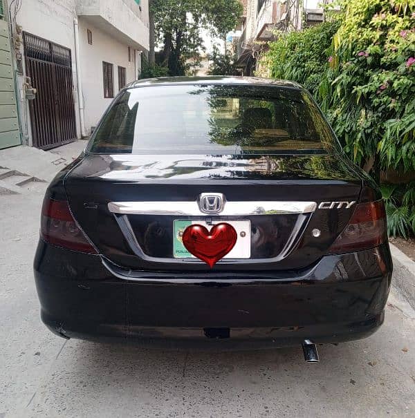 Honda City IDSI 2005 Model Beautiful condition. 7