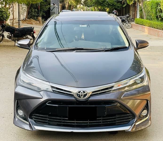 Toyota COROLLA ALTIS GRANDE X 1.8 3