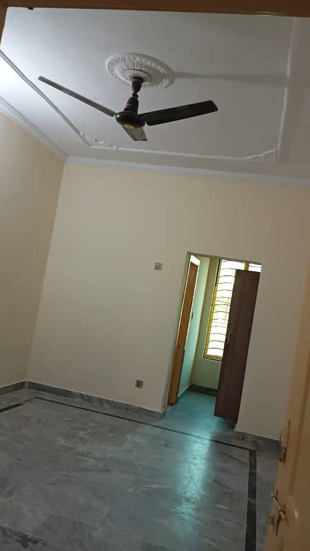 Upper Portion available for rent 5