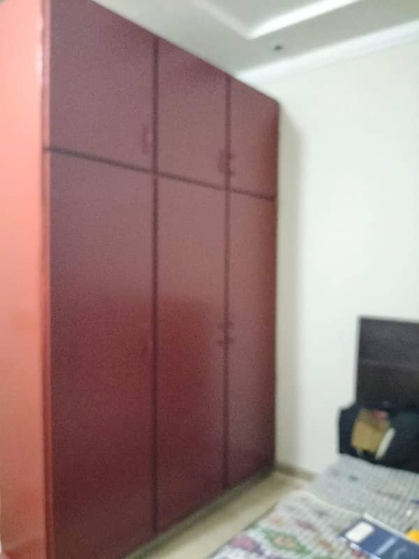 8 marla lower portion for rent in johar town near shadiwal chok for Family and female and bachelor Silent office (Call center + Software house) 4